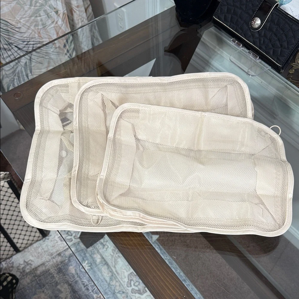 Cream Travel Organizer Set